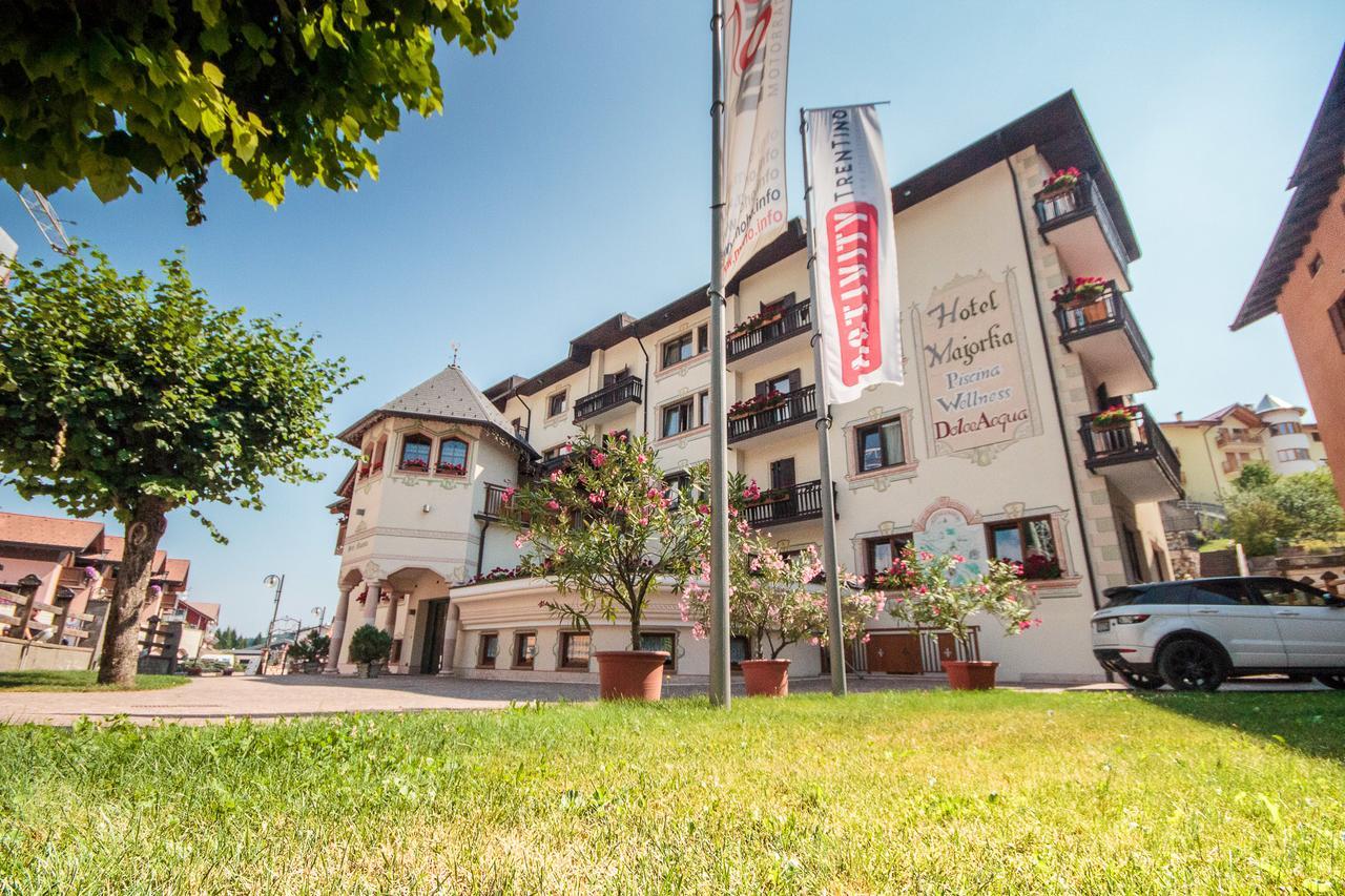 Hotel Majorka Andalo Esterno foto