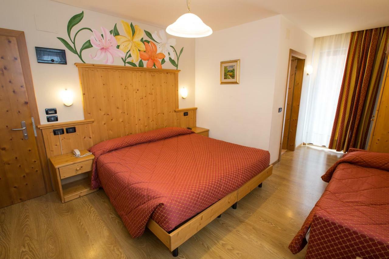Hotel Majorka Andalo Esterno foto